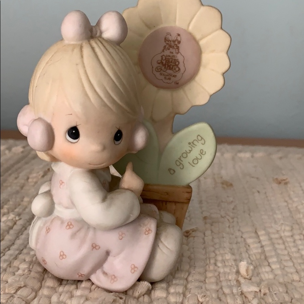 Precious moments growing love